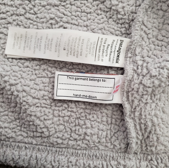 Patagonia gray hoodie 4t - Picture 5 of 5